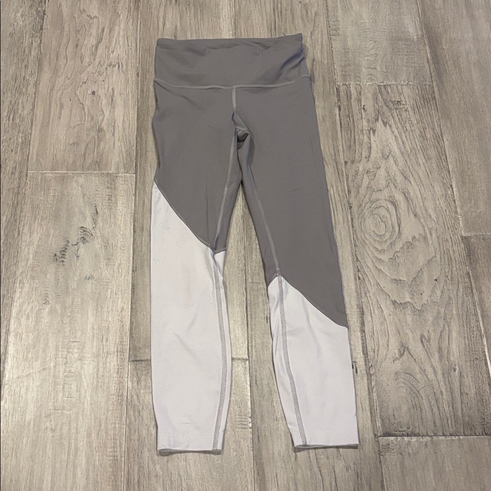 Lululemon White and grey legging Size 4